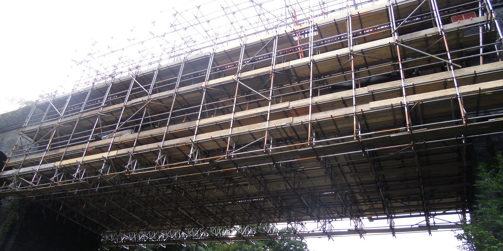 Bridge soffit · suspended birdcage